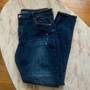 Old Navy_Mid-Rise Rockstar Jeans_ Size 16